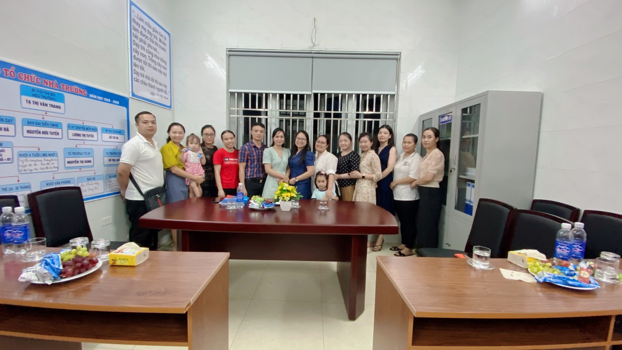 HỘI NGHỊ HỌP BAN ĐẠI DIỆN CHA MẸ HỌC SINH CÁC LỚP ĐẦU NĂM HỌC 2022 - 2023