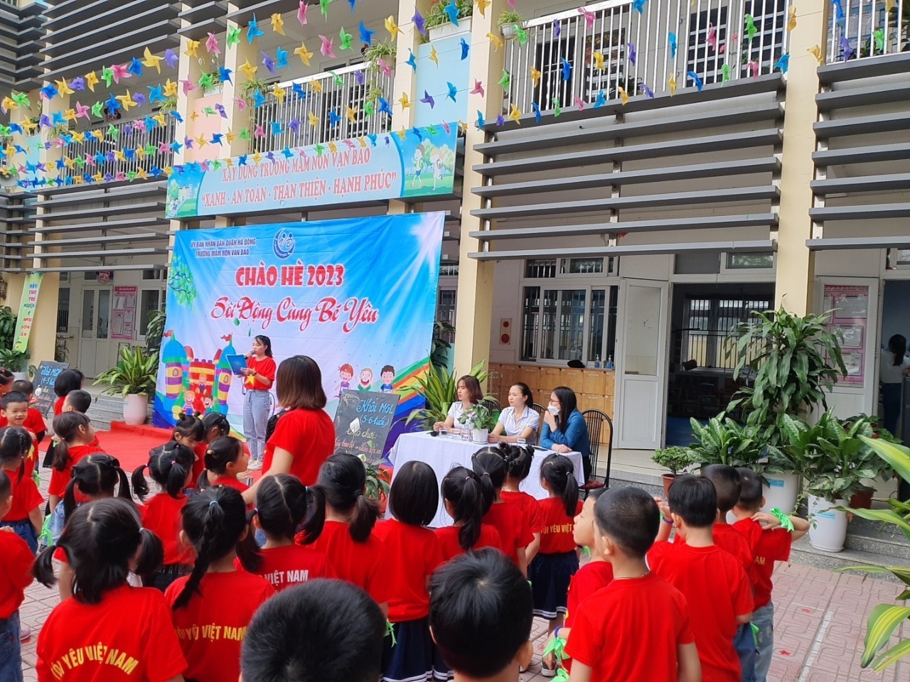 z4296415014663 9b493ab2e4936f54f5dc414e8e478a11 Copy