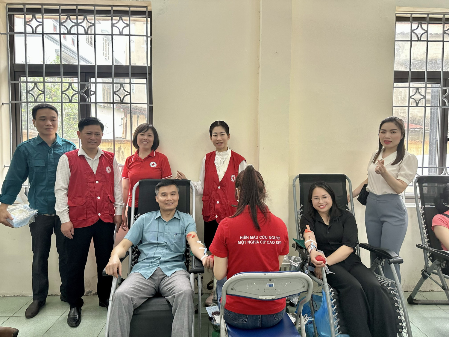 MẦM NON VẠN BẢO THAM GIA "NGÀY HỘI XUÂN HỒNG"