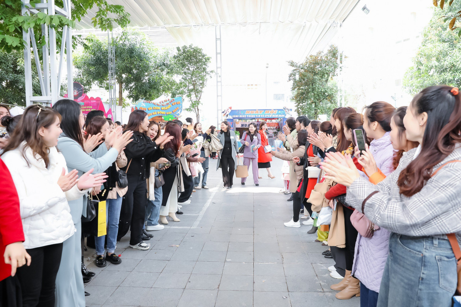 z5213520166215 970c4c6878fb1ac06d89ba6fb6b08885