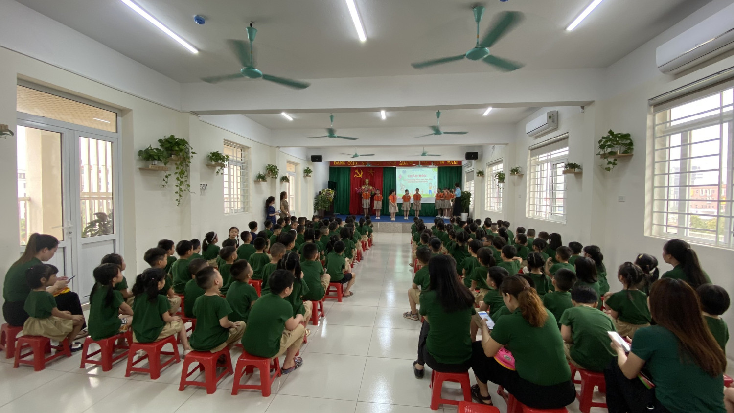 z5311424766457 587b356c3ecac32a102a7e71814d56f5